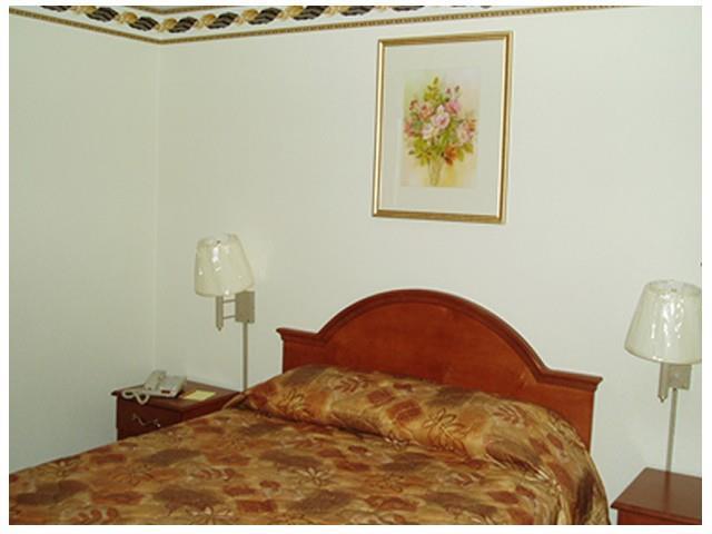 Red Carpet Inn Brooklyn Нью-Йорк Номер фото