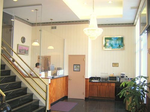 Red Carpet Inn Brooklyn Нью-Йорк Экстерьер фото